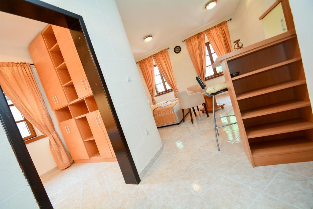 Apartments Casa Di Cattaro Exteriör bild