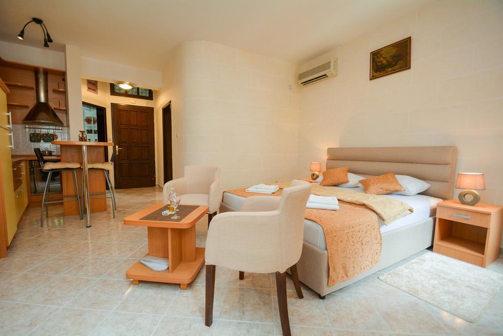 Apartments Casa Di Cattaro Exteriör bild